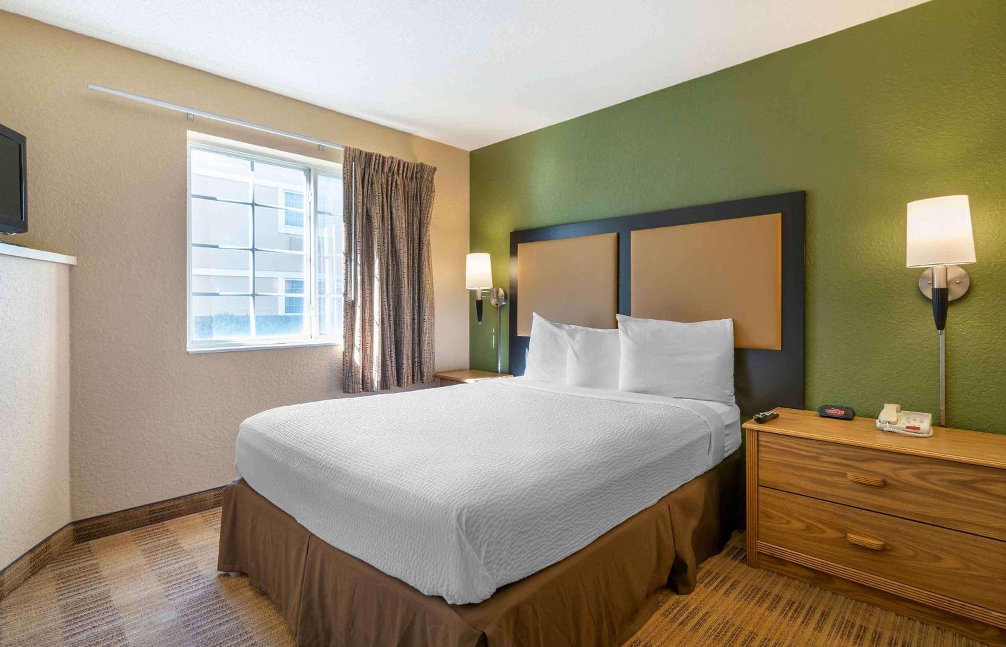 Extended Stay America Suites - Louisville - Alliant Avenue Exterior foto